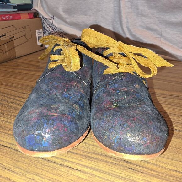 PAPUCEI Rare! Sz6.5 Avant Garde Iridescent Art 2 Wear Artsy Shimmer Tie Up Shoes - Picture 6 of 14